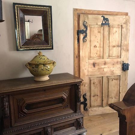 Zimmer In 400 Jahre Alten Bauernhaus Anif Exterior foto